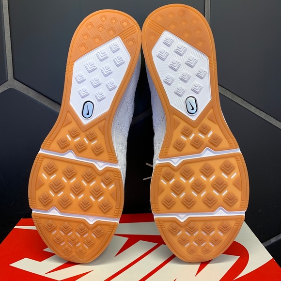 Nike Flyknit Trainer Triple White Gum Running Shoe - Picture 5 of 6